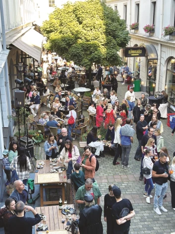 15. Austeru festivāls norisināsies 17. maijā plkst. 12.00–21.00 Berga bazārā.