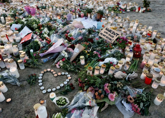 Traģēdija Erebrū: šāvējs paslēpa ieročus ģitāras futrālī, līdzi viņam bija veca matemātikas grāmata