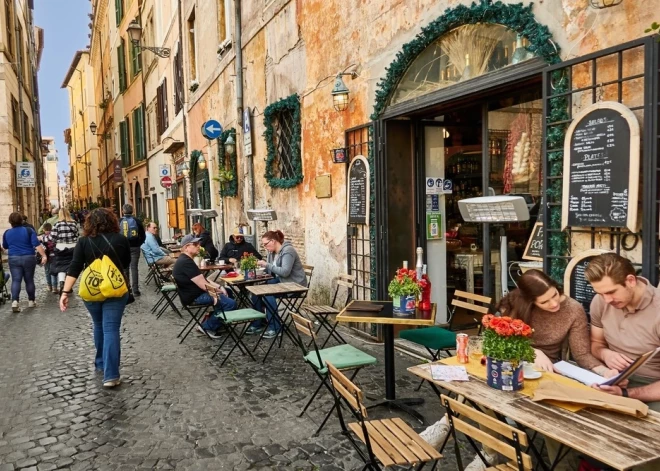 Живущие в Италии давно заметили: почти любой турист всегда нарушает два правила при заказе еды в ресторане