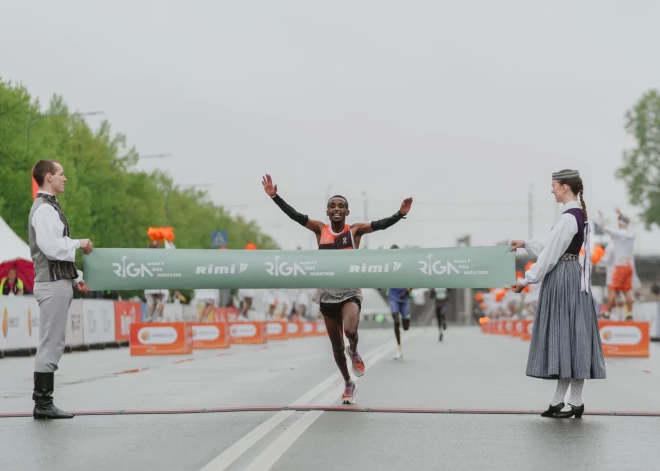 "Rimi" Rīgas maratona pusmaratona distancē triumfē etiopietis un vāciete
