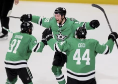 Dalasas "Stars" trešo sezonu pēc kārtas iekļūst NHL Rietumu konferences finālā