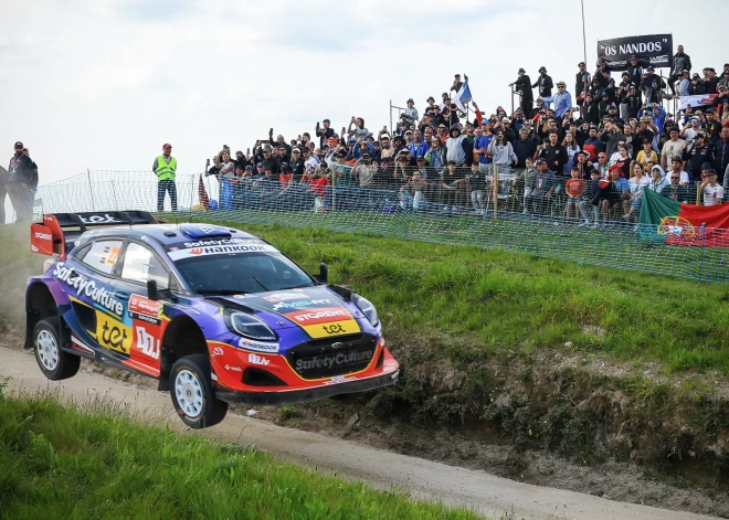 Seska ekipāža Portugāles rallija noslēdzošās dienas ievadā divos ātrumposmos iekļūst desmitniekā