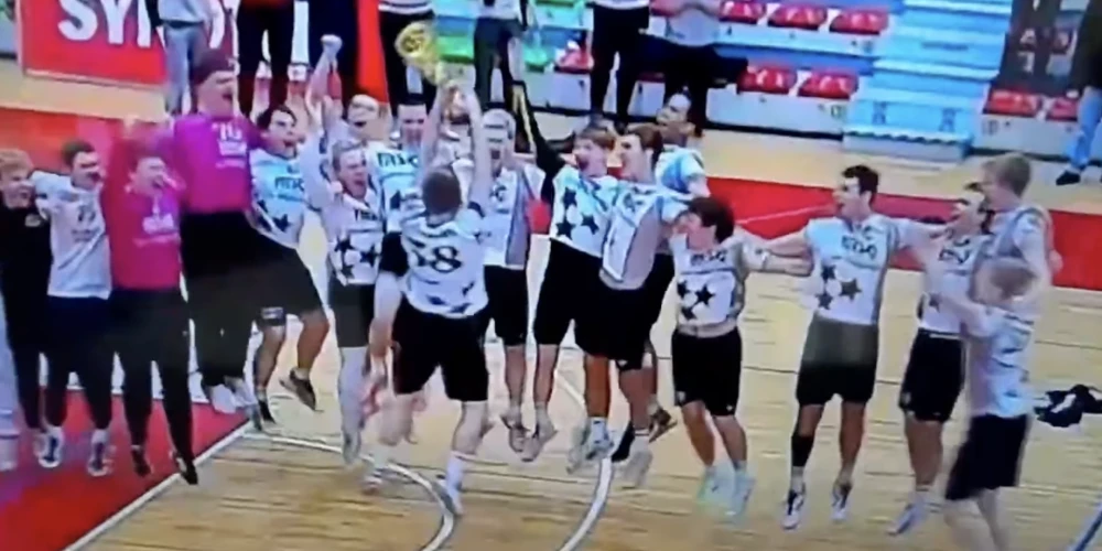 Murjāņu Sporta ģimnāzijas hanbolisti pirmo reizi izcīnījuši Latvijas čempionu titulu.