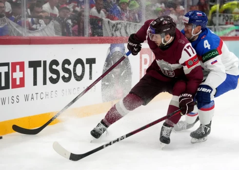 Latvija izcīna graujošu uzvaru pār Slovākiju.