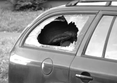 Vai atgriezušies 90. gadi? Iedzīvotāji ziņo, ka uz Polijas autoceļiem viņiem uzbrukuši bruņoti laupītāji