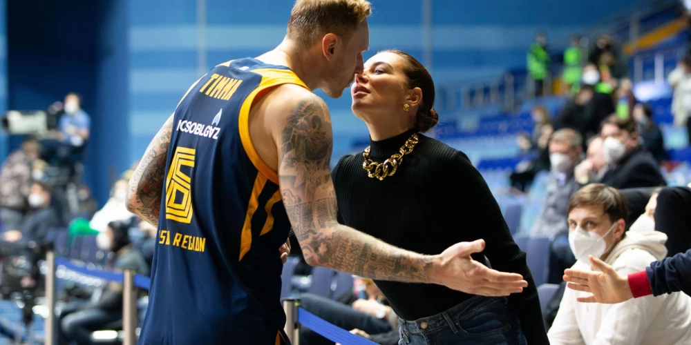 Jānis Timma un Anna Sedokova 2021. gadā.