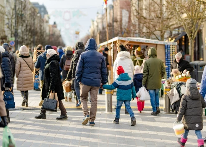Cilvēkam jau pāri 40, bet testamentu vēl nav uzrakstījis - kāpēc Latvijā vairāmies runāt un domāt par nāvi?