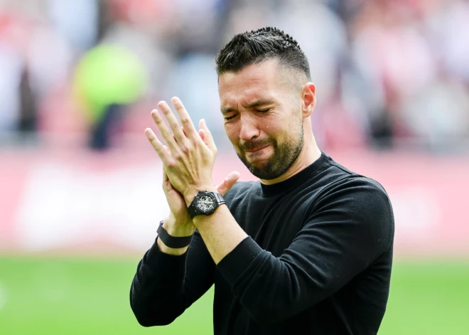 Zaudēja pret RFS un zaudēja Nīderlandes čempiontitulu. Farioli pamet Amsterdamas "Ajax" galvenā trenera amatu