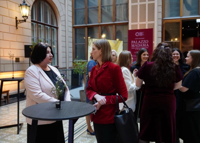 Mākslas muzejā Rīgas Birža tika atklāta vērienīga starptautiska izstāde “Palazzo Madama. Itālijas māksla un amatniecība 6.–19. gadsimts”, kas tapusi sadarbībā ar Turīnas Senās mākslas muzeju Palazzo Madama.