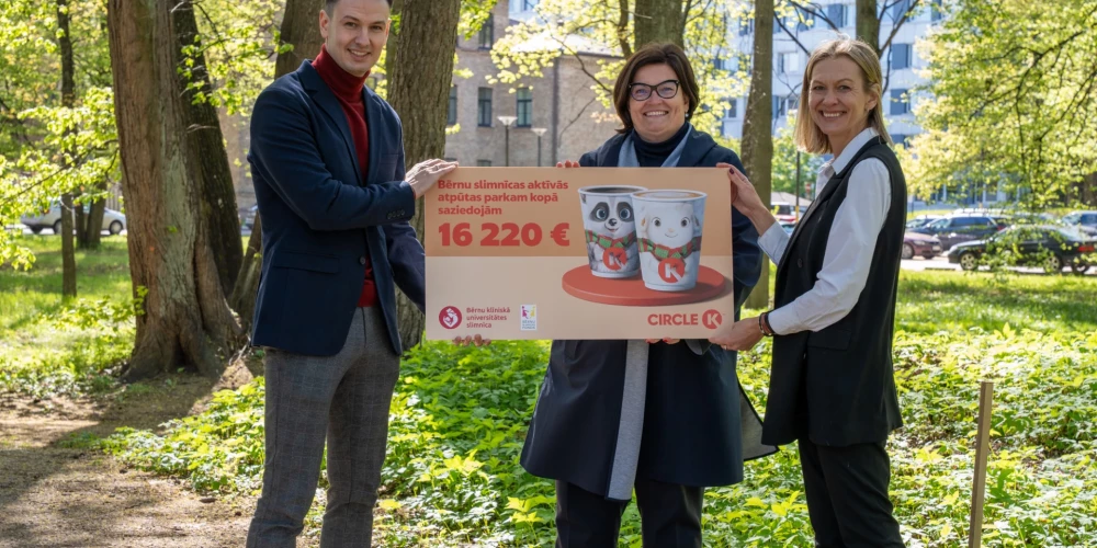 Ar sabiedrības atbalstu savākti 16 220 eiro bērnu aktīvās atpūtas parka izveidei Bērnu slimnīcā,