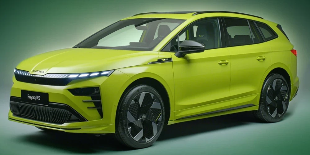 Mamba Green krāsa pieejama tikai RS sērijas automašīnām. 