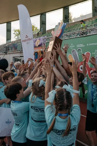 "Sporto visa klase" laureāti.