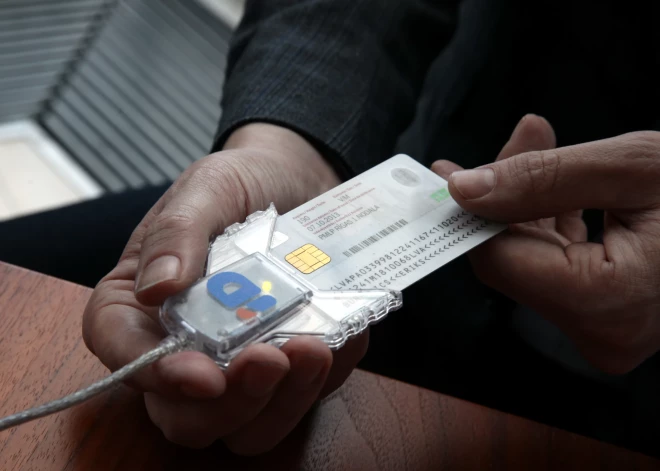 Tagad eID karšu lietotāji var parakstīt dokumentus arī bez karšu lasītāja