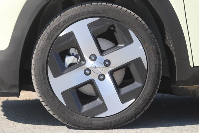 "Hyundai Inster".