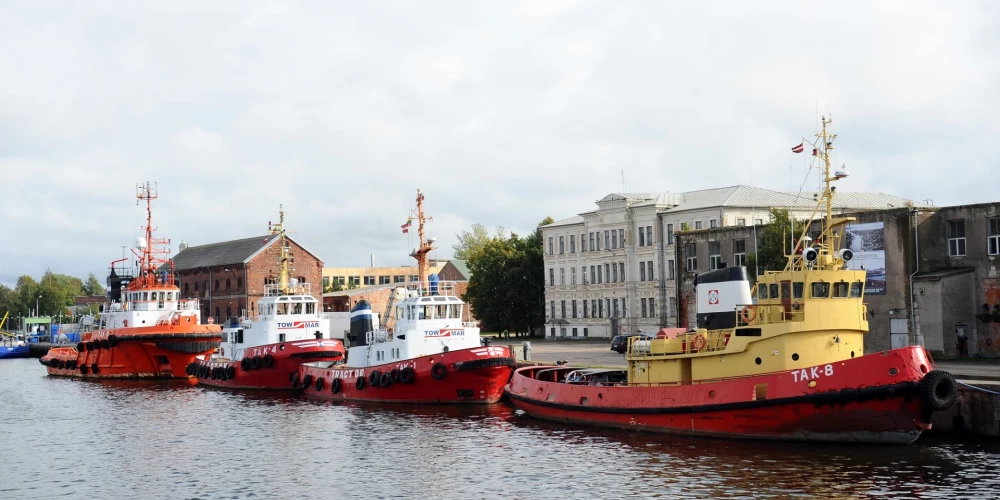 Вид на Лиепайский порт.