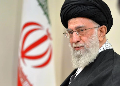 Liegt Irānai tiesības uz urāna bagātināšanu būtu "liela kļūda", norāda Irānas augstais līderis ajatolla Ali Hamenei.