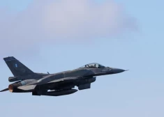 Beļģija Ukrainai nodos F-16 iznīcinātājus pirms termiņa