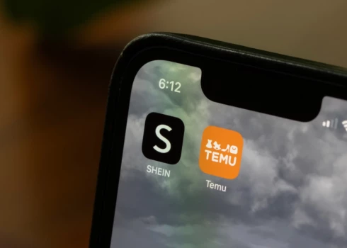 ES plāno ieviest divu eiro nodevu nelieliem sūtījumiem no valstīm ārpus bloka.