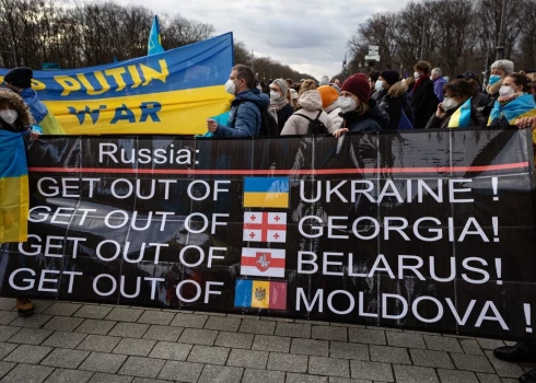 Один из протестов против вторжения РФ в Украину в Германии.