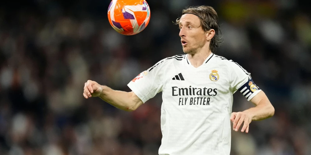 Luka Modričs vairāk nekā desmitgadi bija Madrides "Real" balsts laukuma centrā.