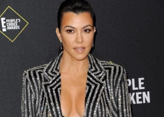 Kortnija Kardašjana apgalvo, ka tiešā nozīmē "dabūjusi pa seju" Diddy dzimšanas dienas ballītē