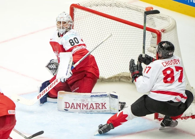 Дания сенсационно обыграла Канаду и вместе со Швецией вышла в полуфинал ЧМ по хоккею