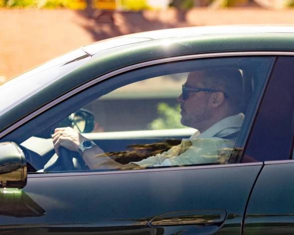 Актера сняли папарацци в Лос-Анджелесе.