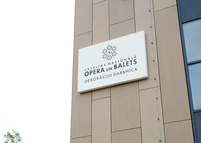 Jaunatklātā Latvijas Nacionālās operas un baleta dekorāciju darbnīcas ēka Meirānu ielā.