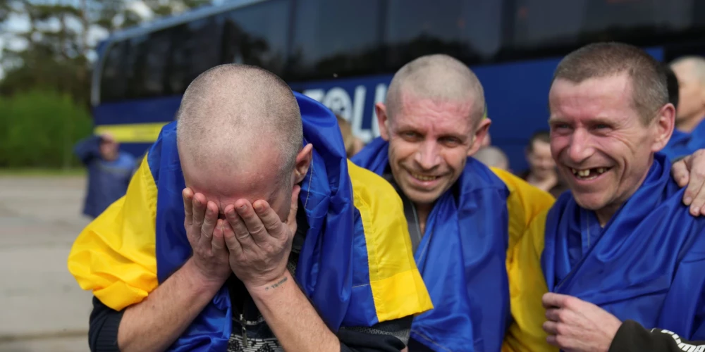 Ukraina un Krievija veikušas gūstekņu apmaiņu.
