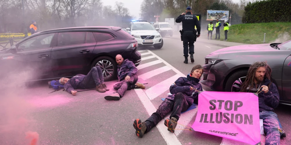 Visi nav mierā – pērn, kad Briselē norisinājās Starptautiskās atomenerģijas aģentūras samits, vides aktīvisti gūlās protestos.