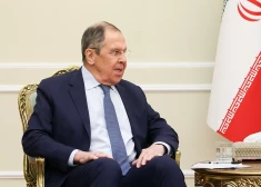 Lavrovs apšauba Zelenska pilnvaras: kā parakstīt miera līgumu ar personu, kuras leģitimitāte pat Ukrainā tiek apšaubīta? 