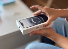 Tramps draud "Apple" piemērot 25% tarifu, ja "iPhone" netiks ražoti ASV