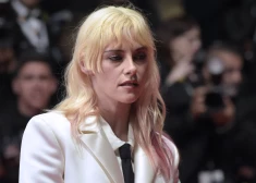 "Šī pieredze man bija kā dāvana !" Kristena Stjuarte atzinīgi novērtē Latviju kā vietu filmu uzņemšanai
