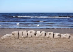 В Юрмале к морю теперь можно подъехать на инвалидной коляске