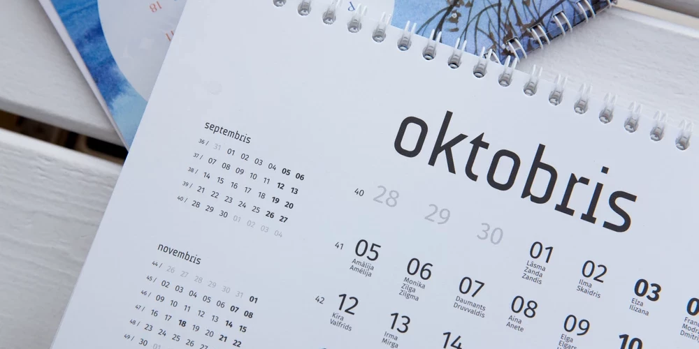 Некоторые имена не включают в календарь из-за орфографических критериев.