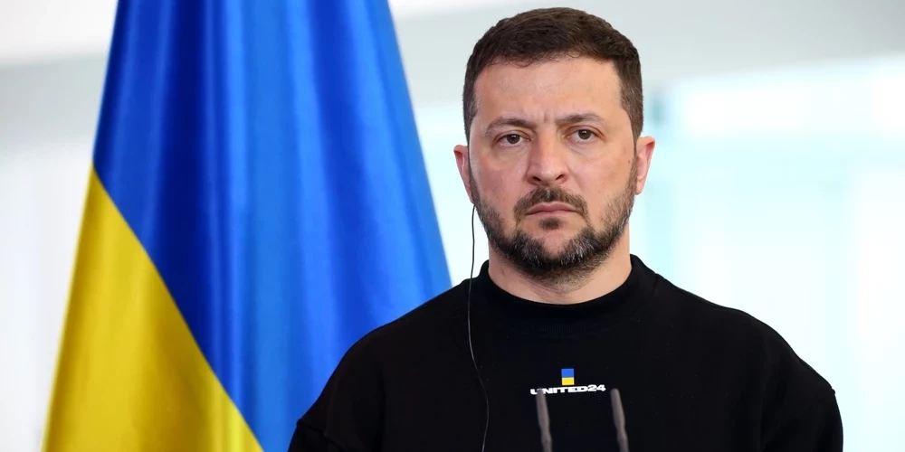Ukrainas prezidents Volodimirs Zelenskis aicina ASV paust savu nostāju.