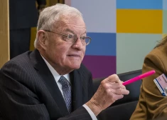 "Tūlītējs pamiers!" ASV sūtnis Ukrainā aicina pārtraukt karu pēc Krievijas masveida uzbrukuma