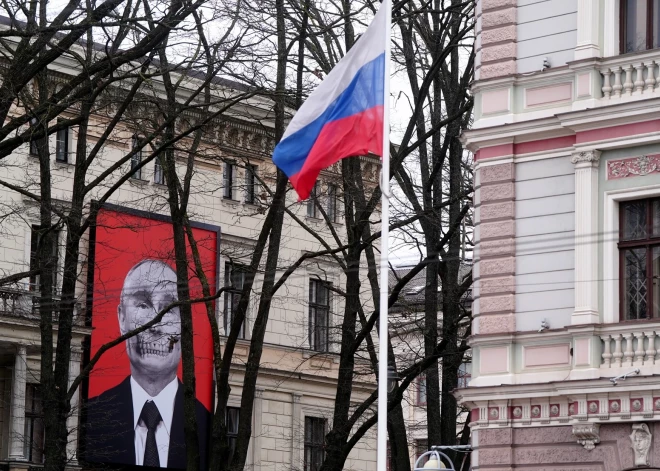 Утечка документов: пророссийские активисты в Латвии обходят санкции и получают деньги Кремля