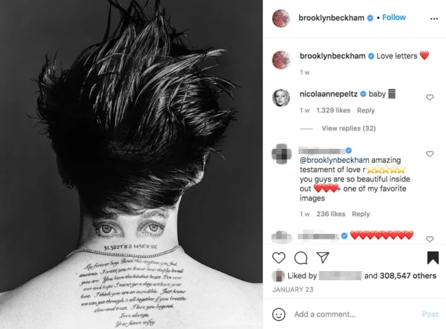 Kakla aizmugurējo daļu rotā Nikolas acis, zem kurām lasāma viņas mīlestības vēstule Bruklinam.