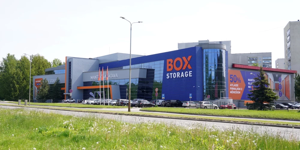 Latvijas investīciju uzņēmuma "Merito Partners" attīstītā mantu glabātavu operatora "Box Storage" Baltijā vērienīgākā mantu glabātavu ēka Gunāra Astras ielā.