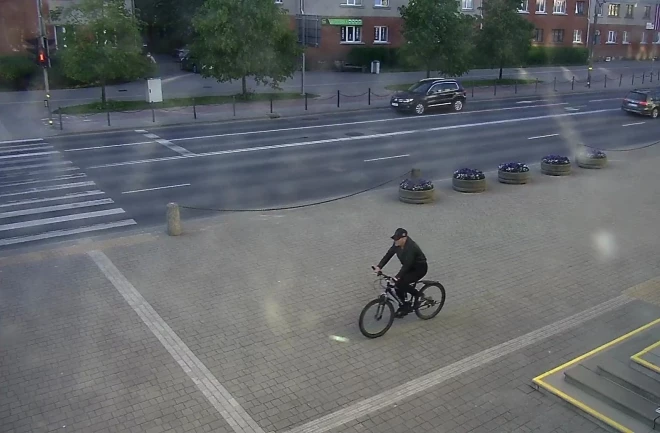 Meklētais velosipēdists (foto: Valsts policija)