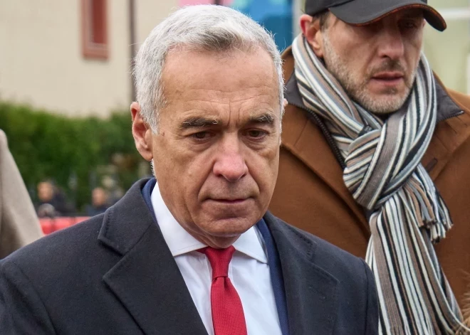 Prokremliskais Rumānijas politiķis Džordžesku paziņo, ka aiziet no Rumānijas politikas