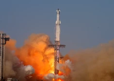 Virs Indijas okeāna eksplodē "Starship" raķete