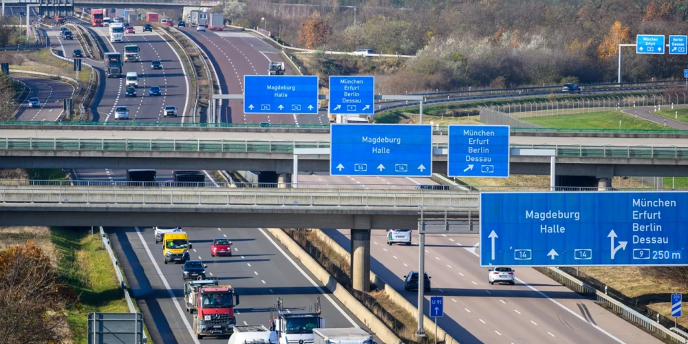 Masalu uzliesmojumos Eiropā īpaši apdraudēti ir nevakcinēti bērni, uzsver centrā, aicinot pārbaudīt bērnu vakcinācijas statusu un, ja nepieciešams, laikus veikt vakcināciju pret masalām, konsultējoties ar ģimenes ārstu. Īpaša uzmanība jāpievērš bērniem, kuri plāno ceļot.