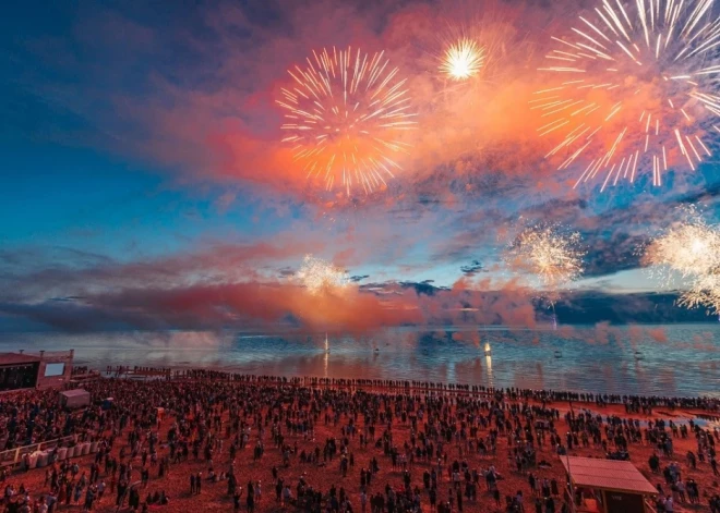 Jūrmalā ieskanas vasara – 31. maijā notiks krāšņie Kūrorta svētki ar aviošovu un lielkoncertu