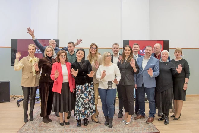 Kuldīgas varas partijas “Kuldīgas novadam” deputātu kandidāti sasparojušies pašvaldības vēlēšanām.