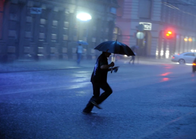 Объявлено желтое предупреждение о грозах