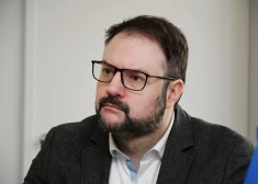 Politiķi Covid-19 laikā maldināja sabiedrību par iespējām tiešā veidā atgūt valsts investīcijas "airBaltic", pauž Briškens