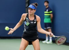 Pēc zaudēta sākuma Darja Semeņistaja izkaro ceļazīmi uz Itālijas ITF W-75 sērijas turnīra astotdaļfinālu