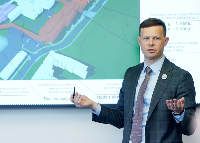 Uz Austrumu slimnīcas vadītāju Staņēviču izdarīts politiskais spiediens, lai viņš atkāptos no amata